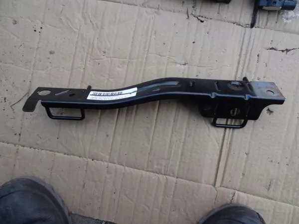 Support ISOFIX Arrière Gauche OEM 1354452X ITA image 2