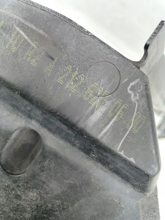 Mercedes E-Class W212 A212 Supporto Destro A2126200600 OEM image 5