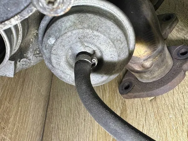 Núcleo Turbo CHRA Mercedes W204 W212 1.8 A2710903480 image 5