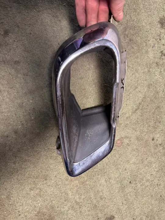 BMW Auspuffendstück OEM 255640 Links - Gebraucht image 2
