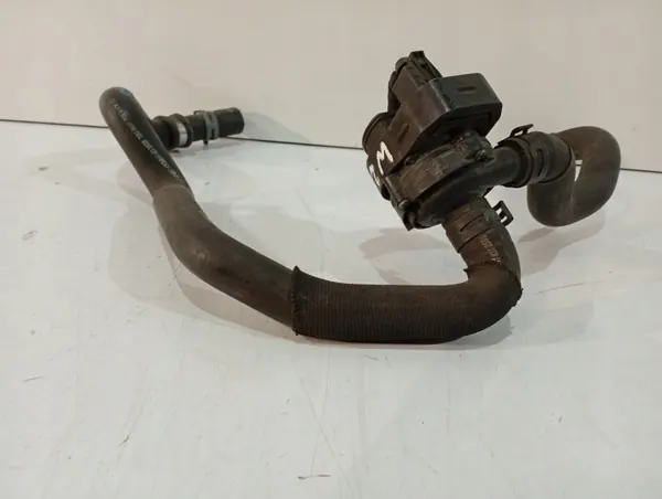 Mercedes vesipumppu OEM A2118350264 E-luokka W211 image 3
