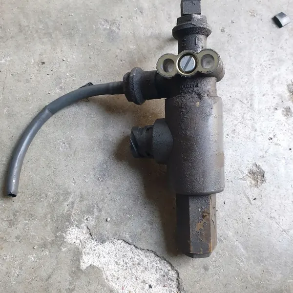 Solenoidventil OEM 0059977736 EM för Mercedes lastbilar image 2