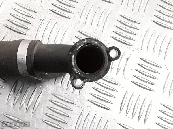 BMW 2er F46 Schlauch OEM 8645545 - Gebraucht image 3
