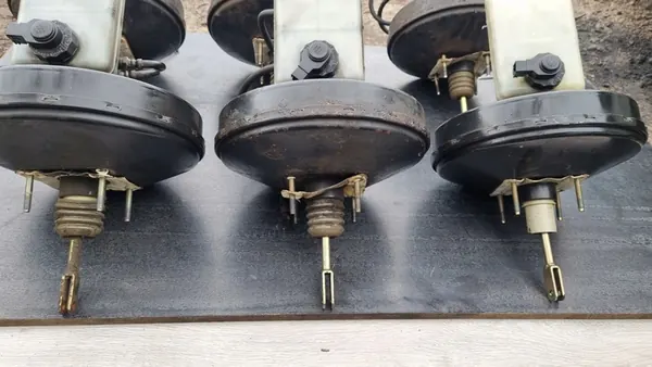 IVECO DAILY III 35S9 2.8D Rem Servo Pomp image 2