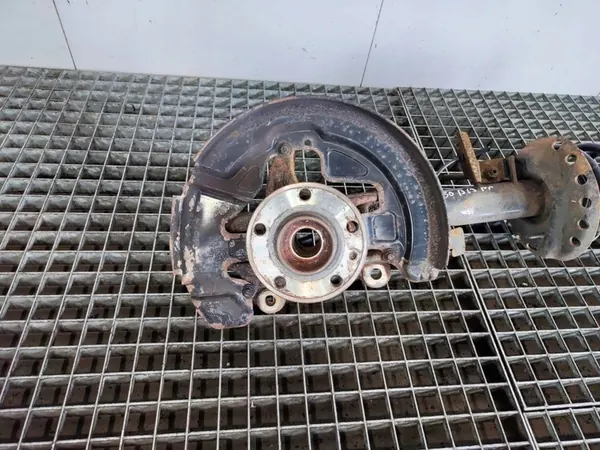 Snodo anteriore destro Volvo S80 II 2.0D OEM 31317797 image 2