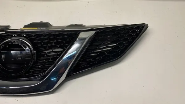 Griglia anteriore Nissan Qashqai J11 II Lift OEM image 5