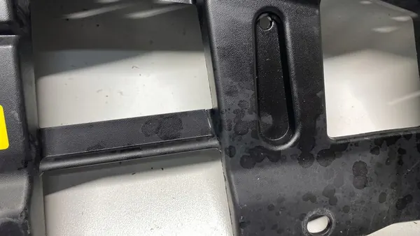 Griglia anteriore Nissan Qashqai J11 II Lift OEM image 7