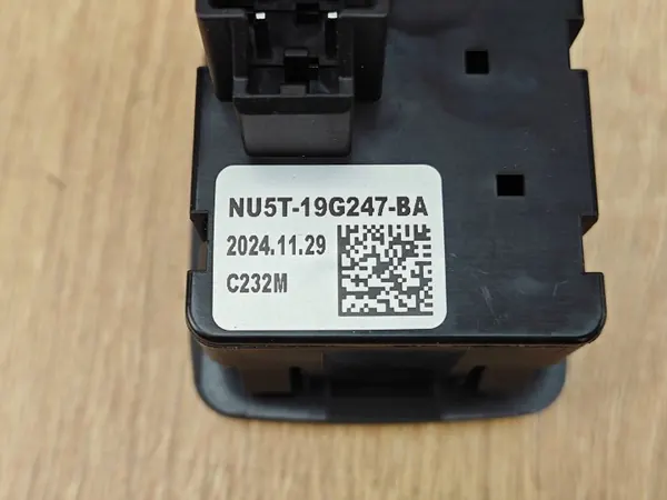 Enchufe 230V OEM NU5T19G247BA para Amarok II image 4