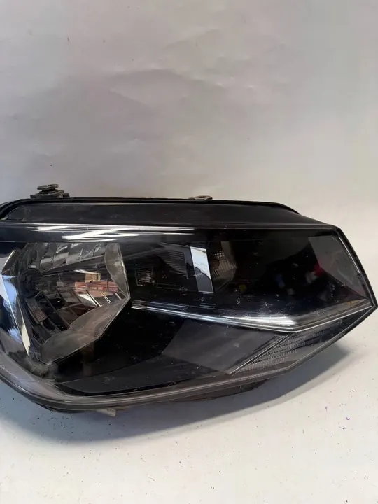 VW Caddy 2K1 2K1941016 Oikea Etuvalaisin 2015 image 4