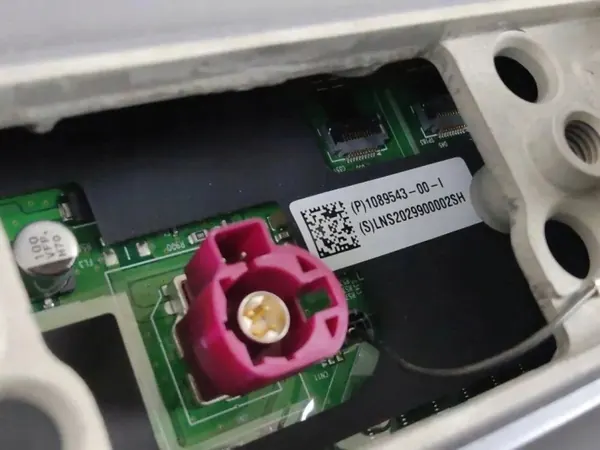 Tesla-navigationsskärm OEM 108954300I 2019 Begagnad image 6