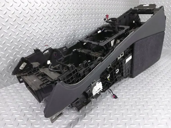 Accoudoir console BMW X5 G05 AGR29230 d'occasion image 3
