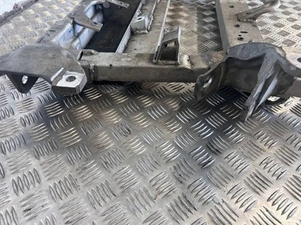 Tesla Model X Vorderbremsen OEM 106813900A Gebraucht image 3