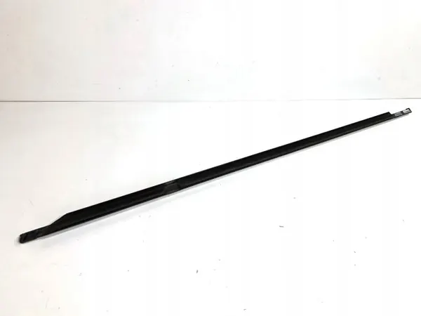 Takaosa oikea raapimisliuska OEM LORK-2318-294 VW Passat B7 image 3