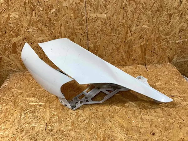 Porsche Taycan höger framskärm OEM 9J1821102DYGRV image 2