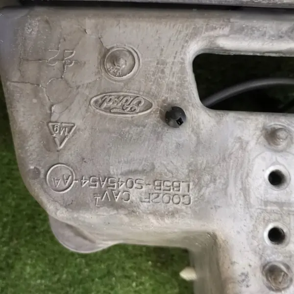 Support Console Ford Explorer VI OEM L1M3-S04545-AJ image 9