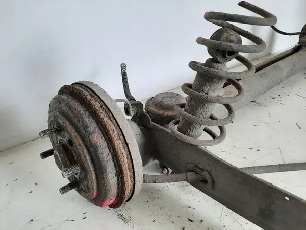 HYUNDAI ATOS 1.0i 12V LIFT Poutre de Suspension Arrière BZ image 9