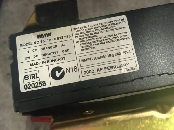 Changer CD BMW OEM 65126913388 pour Série 3 E46 image 8
