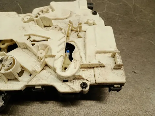 Módulo de cerradura de puerta corredera derecha Mercedes Vito A4477302702 image 5