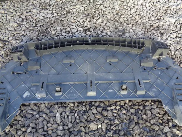 Protection inférieure pare-chocs avant OEM 9671M0010 Citroen image 3