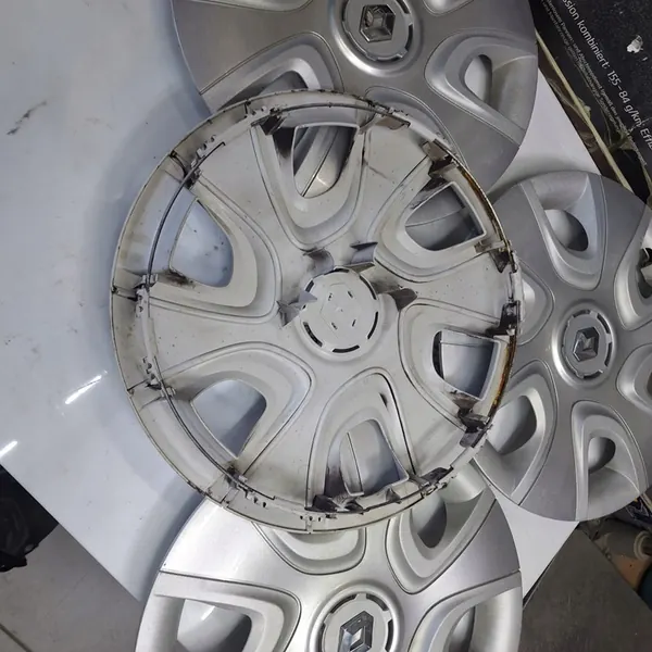 RENAULT OE 16" Hjulskydd Silver 403170156R image 6