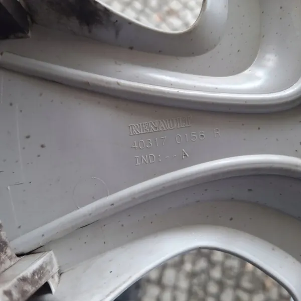 RENAULT OE 16" Hjulskydd Silver 403170156R image 7