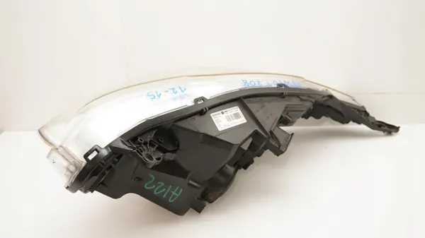Höger Framlykta Peugeot 208 12-15R OEM image 3