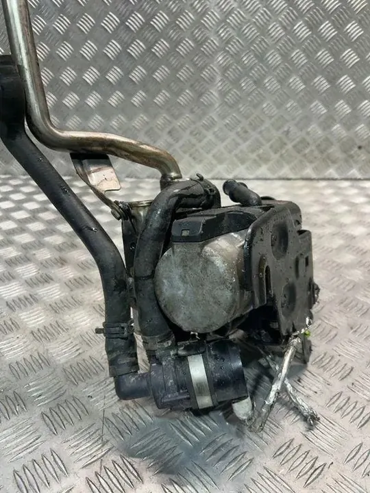 Webasto VW CADDY III FURGON 1.6L diesel 1K0815065AR image 5