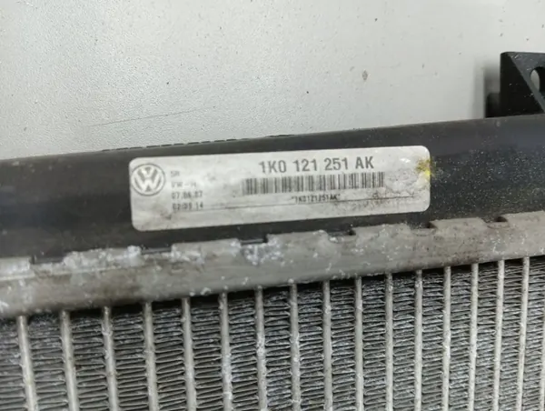 Kylarfläkt-set OEM 1K0121251AK för VW Passat B6 image 3