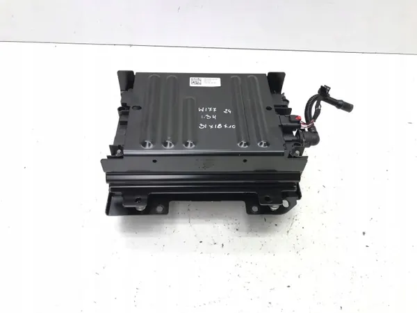 Mercedes-Benz OEM A0009821331 Akku 8Ah Käytetty image 2
