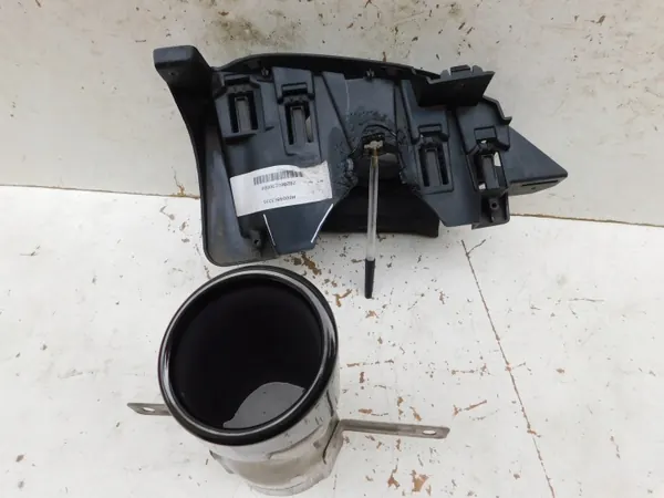 Punta de escape Mercedes A W177 AMG OEM A1774907900 image 5
