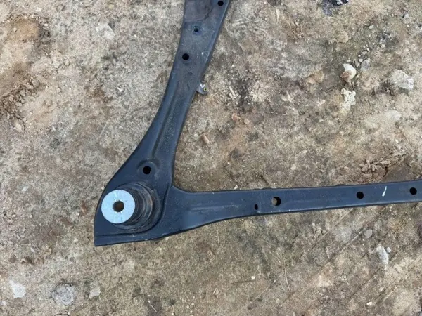 Hyundai Tucson IV etujouset OEM 62401N7050 image 3