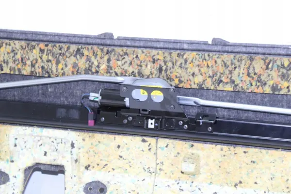 BMW 7 F01 F02 Achterplank OEM 7903806 Zwart image 7