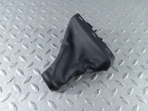Toyota Corolla Cross Schaltknauf OEM 3597012590C1 image 2