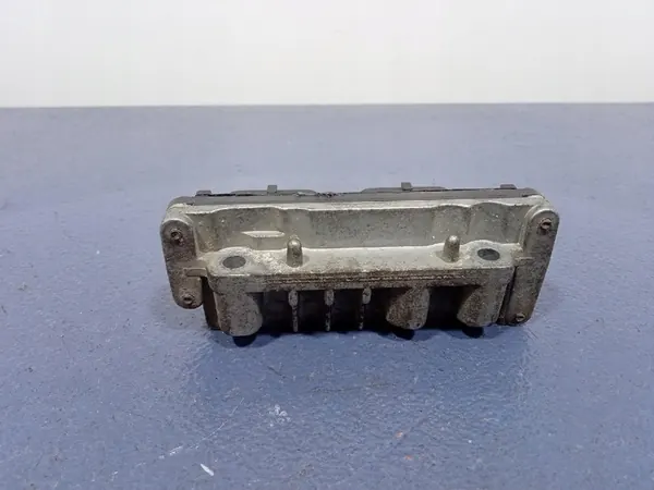 FIAT PANDA II 1.2 Contrôleur Moteur 55192636 image 2