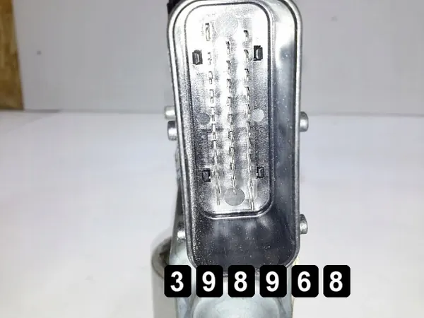 VW fönsterregulator OEM 9776101434202 - Begagnad image 3