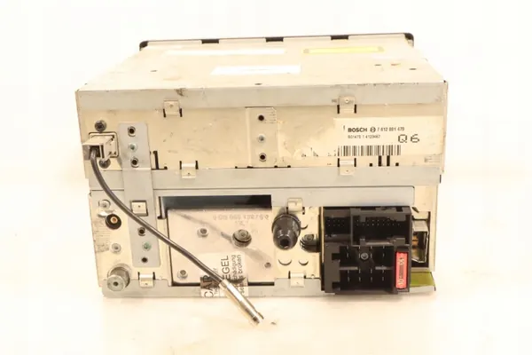 Radio Mercedes Clase C W203 OEM 8618001150 image 5