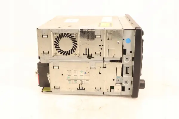 Radio Mercedes Clase C W203 OEM 8618001150 image 7