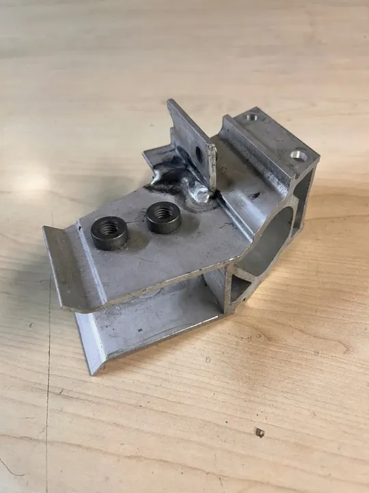 A32 SUPPORT DE MONTAGE 8738928-02 image 5