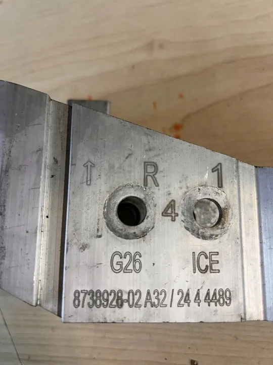 A32 SUPPORT DE MONTAGE 8738928-02 image 7