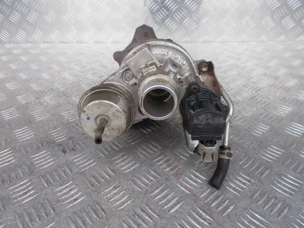 Toyota Turbolader-Aktor OEM 17201-47011 Gebraucht image 3