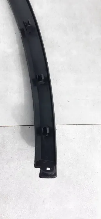 SKODA KODIAQ Vasemman etuhelman lista image 4