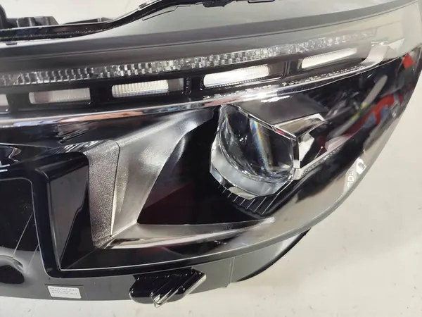 Peugeot 3008 II 5008 2 Vasemman Etuvalon Full LED OEM 1674017780 image 4