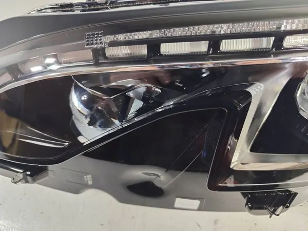 Peugeot 3008 II 5008 2 Vasemman Etuvalon Full LED OEM 1674017780 image 5