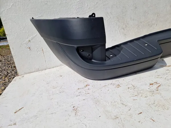 Dacia OE 8200573175 paraurti image 4