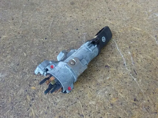 VW POLO IV 9N 6Q GTI Sytytysavaimet Setti 4B0905851N image 2