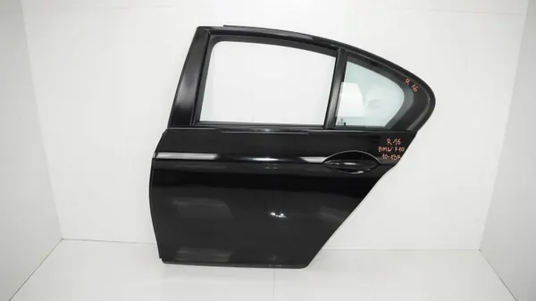 BMW F10 Linke Hintertür OEM 360198567 Gebraucht image 2