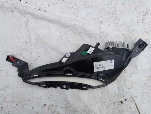 Fiat 500E LED DRL Vänster Fram OEM 00521406370a image 2