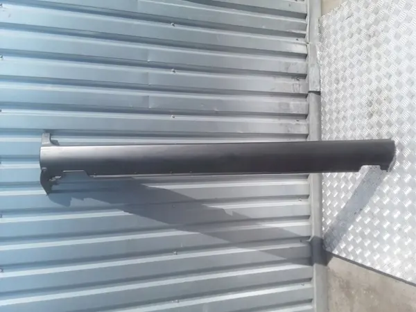 Moldura de pilar Hyundai Santa Fe OEM RTX60214 image 2
