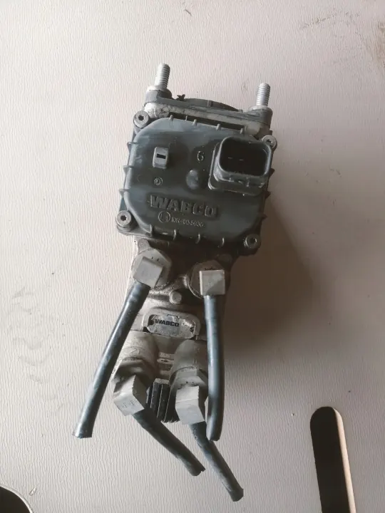 Bremsventil WABCO DAF XF 106 OEM 4800030440 037 image 3
