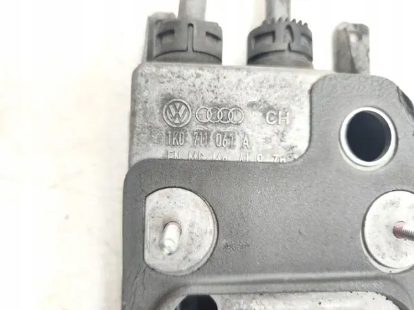 Câble de sélection de vitesse OEM 1K0711061A VW Golf Passat image 9